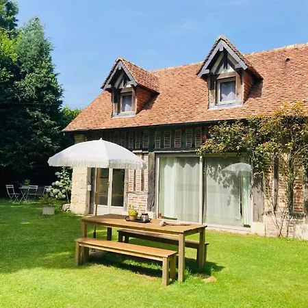 Prázdninový dům Charmante Maison A 5 Kms D'honfleur Et Des Plages *